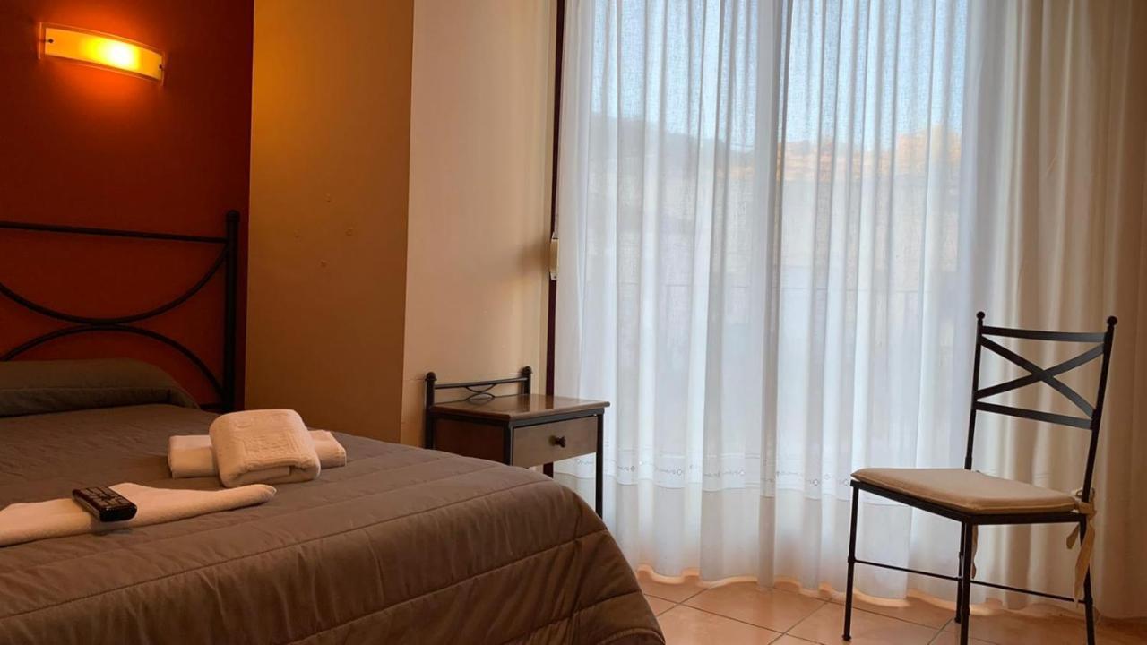 Hostal Portell Portell de Morella 外观 照片